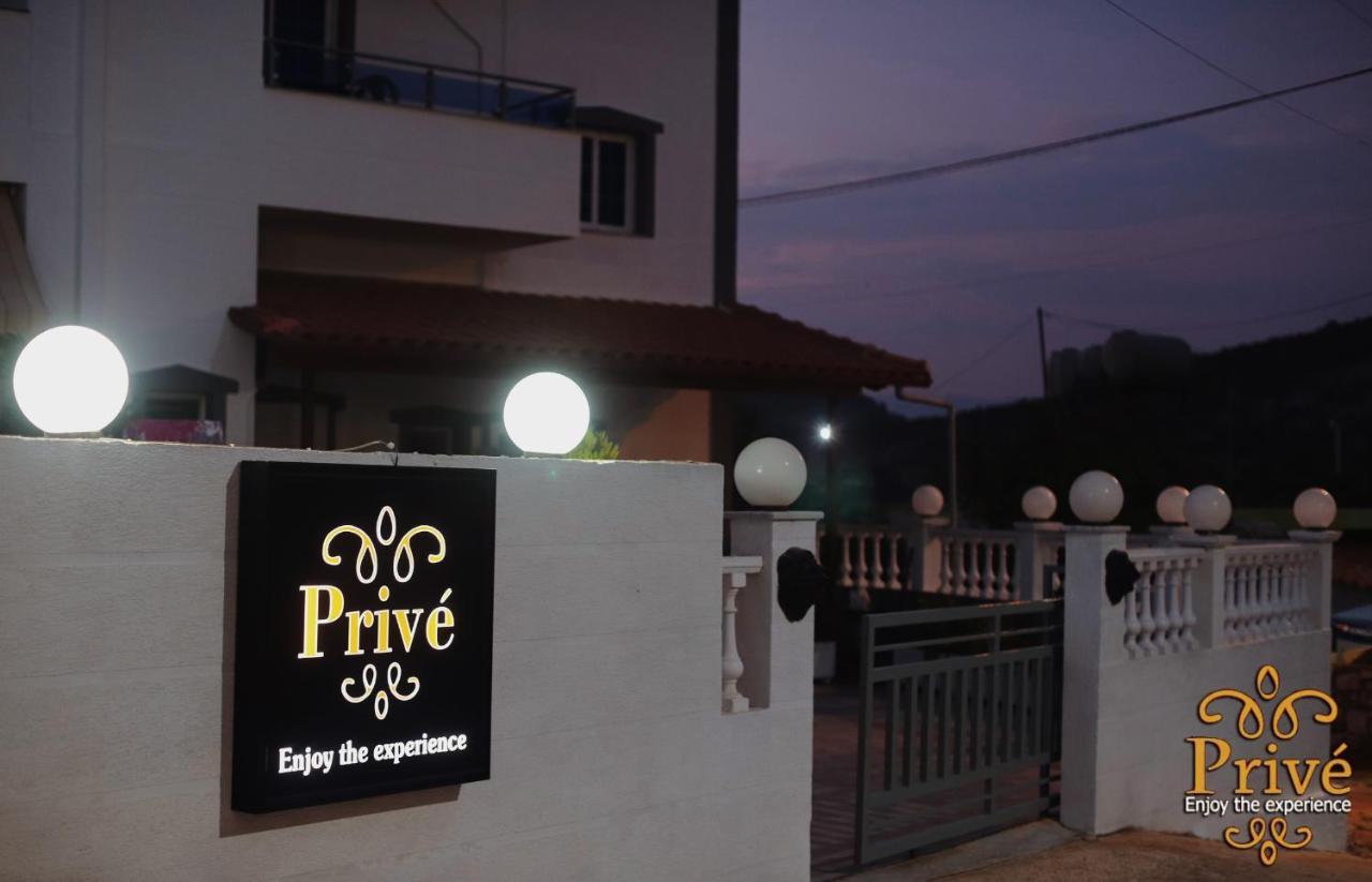 Privé Hotel&Apartment Ksamil Esterno foto
